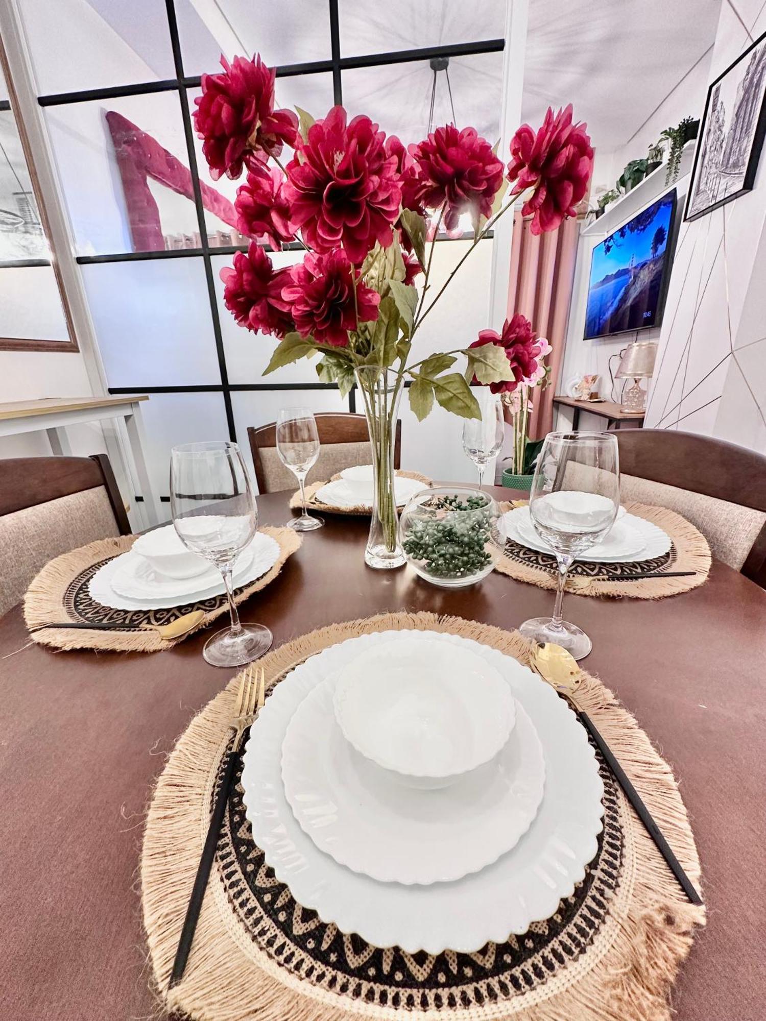 Aesthetic One Bedroom Beside Sm W Pool, Wifi And Netflix Cagayan de Oro Exteriör bild