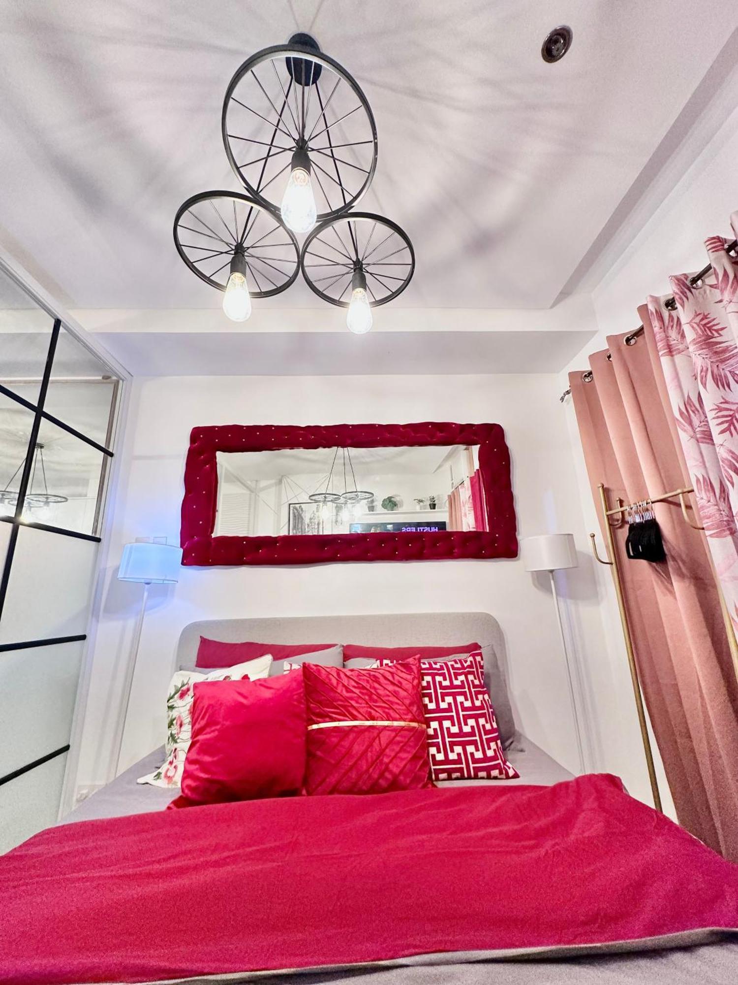 Aesthetic One Bedroom Beside Sm W Pool, Wifi And Netflix Cagayan de Oro Exteriör bild