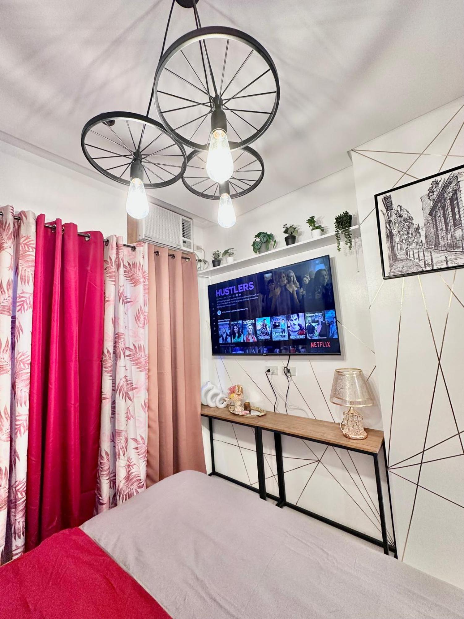 Aesthetic One Bedroom Beside Sm W Pool, Wifi And Netflix Cagayan de Oro Exteriör bild